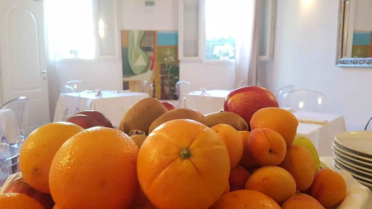 La Corte Dei Sogni B&B モデナ