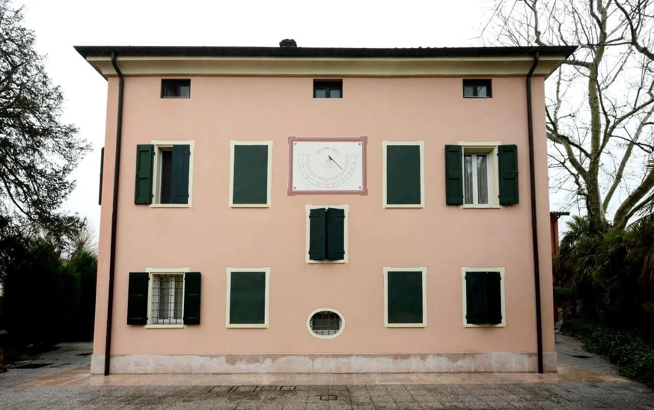 La Corte Dei Sogni B&B モデナ ベッド・アンド・ブレックファスト
